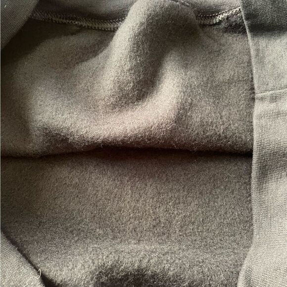 Fourth Wing Basgiath War College Unisex Sweatshirt | Size M - Picture 7 of 7